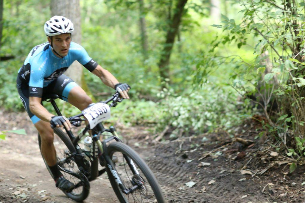 bike-on-trail bike-on-trail